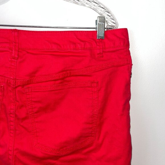 Avenue Denim Womens Red Casual Bermuda Shorts With Button & Zipper Closure - Picture 6 of 8